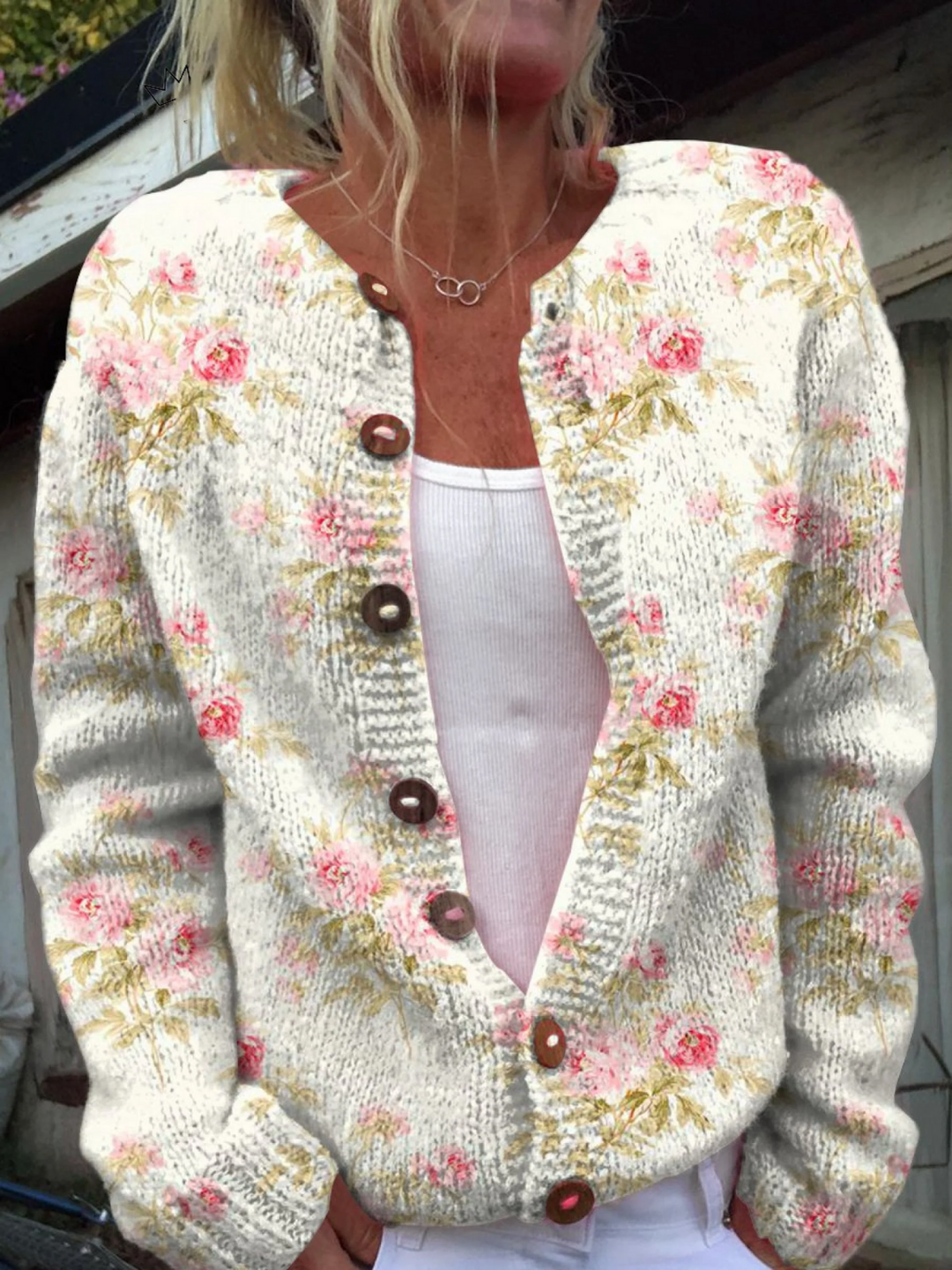 Kerensa™ Strickjacke in Creme mit zartem rosa Blütenmuster