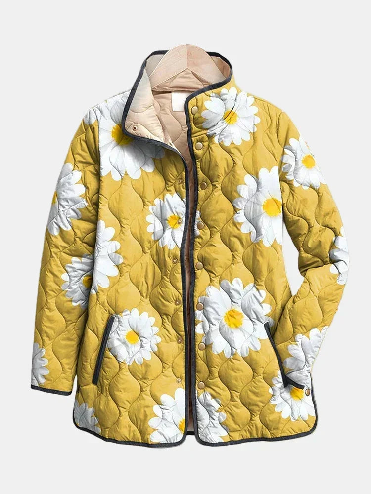 Élise™ Steppjacke in Senfgelb mit Margeriten, Vorderansicht