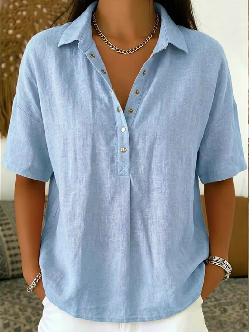 Charlotte kurzärmlige Bluse mit Hemdkragen in Hellblau