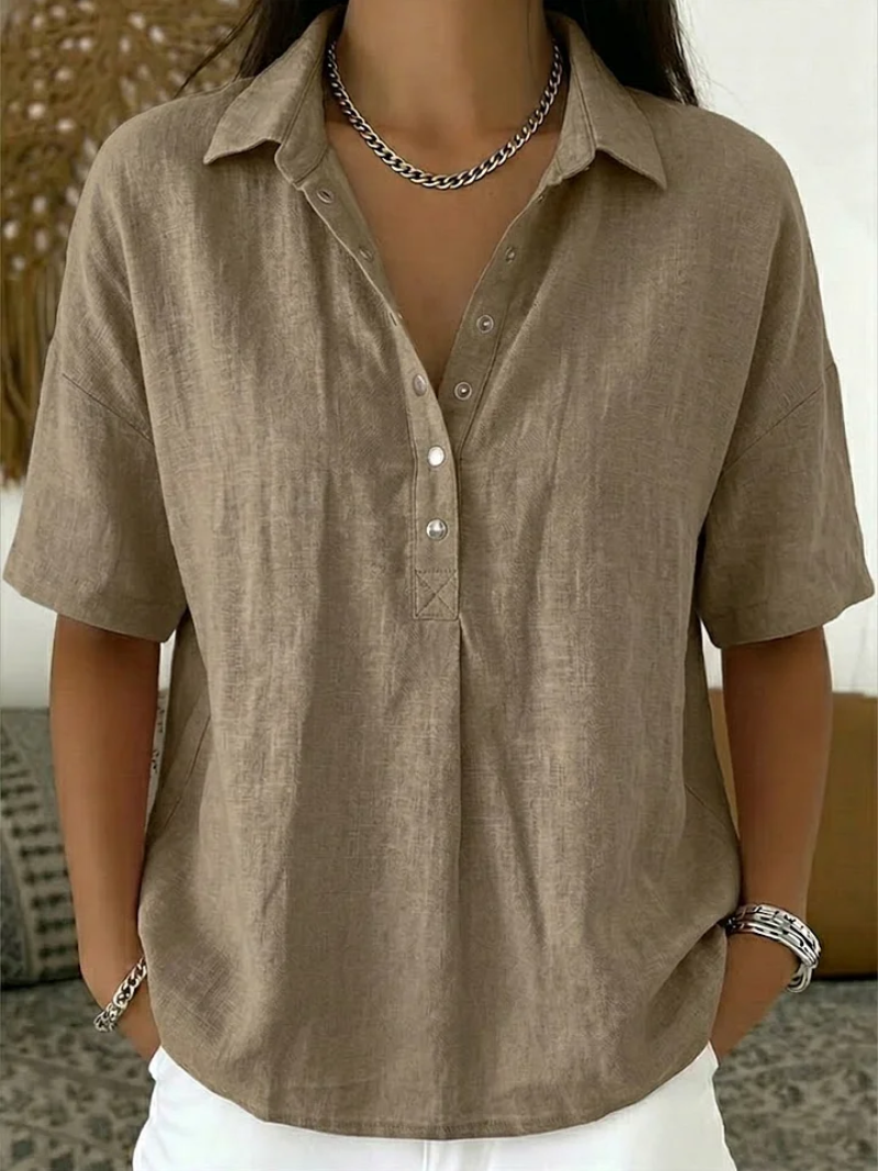 Charlotte kurzärmlige Bluse mit Hemdkragen in Taupe
