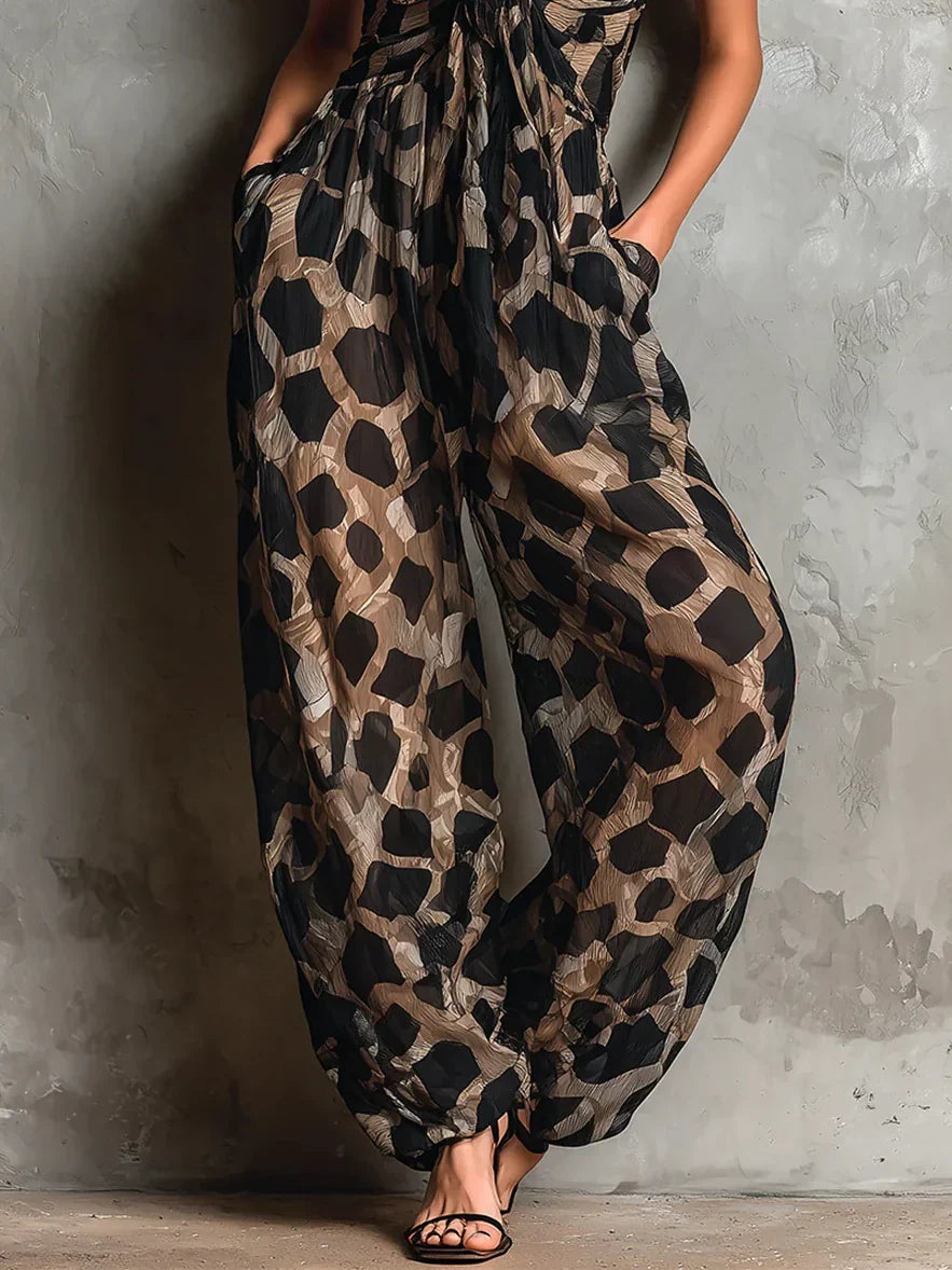 Constance Jumpsuit mit Leopardenprint – Detailansicht