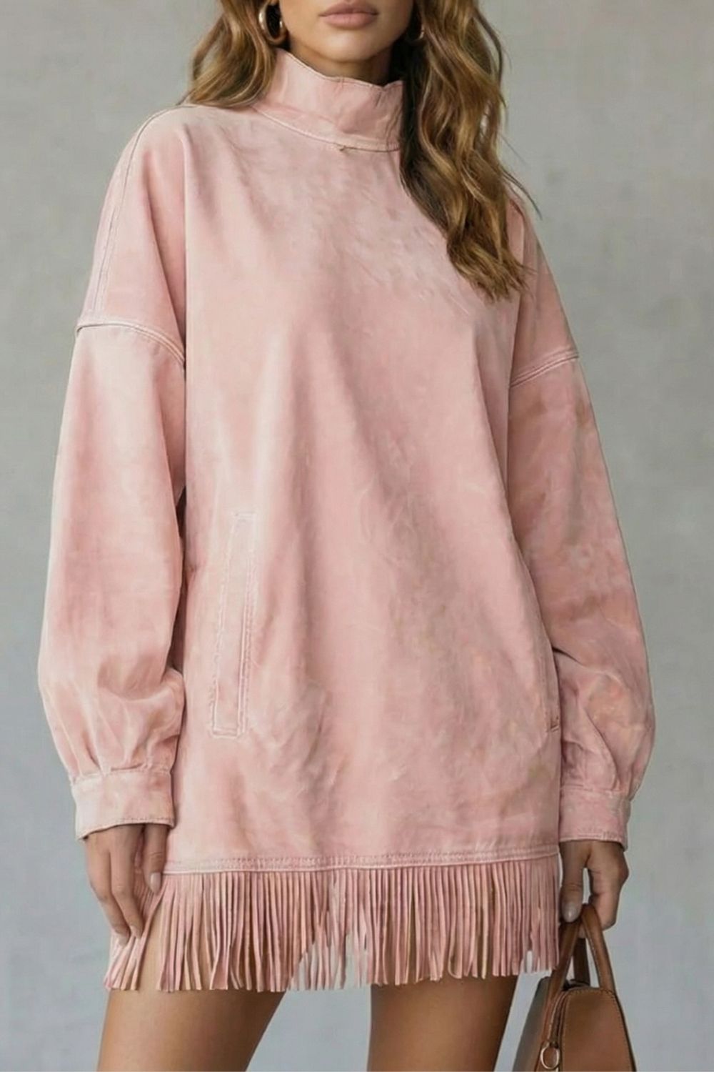 Viretta Oversized Minikleid in Wildlederoptik in Rosa mit Fransensaum