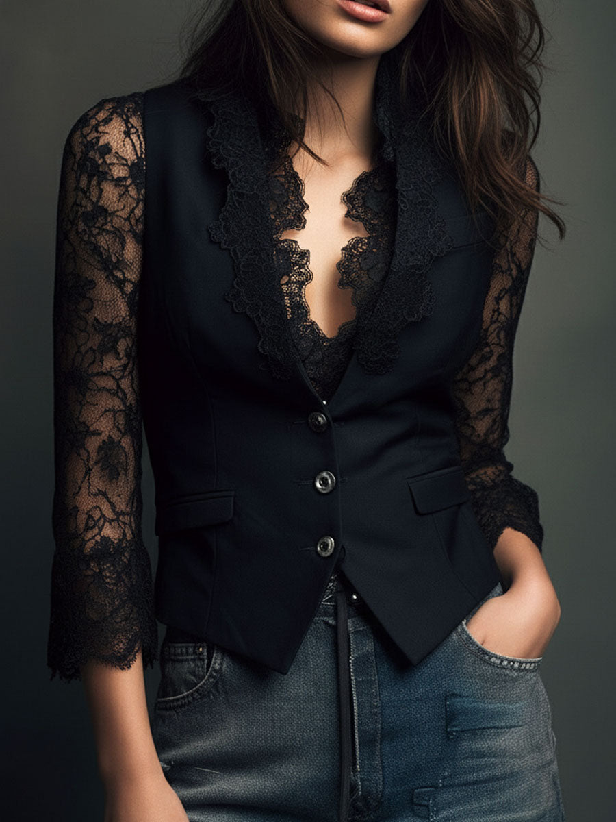 Noémie™ Blazer-Oberteil in Schwarz – Vorderansicht mit Knöpfen und Pattentaschen