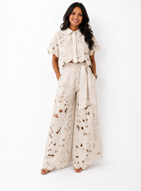 Manon™ | Zweiteiliges Set mit Blumenspitze