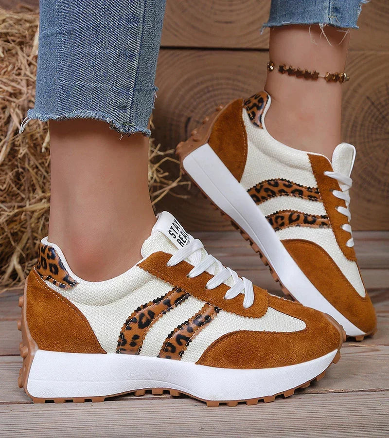 Tilda™ Retro-Sneaker in Camel mit Leoparden-Einsätzen