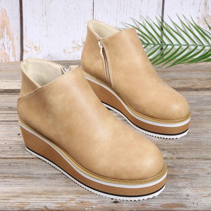 Coralie™ Keil-Stiefeletten in Kamel mit seitlichem Reißverschluss