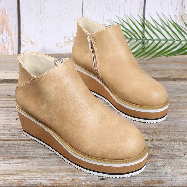 Coralie™ Keil-Stiefeletten in Kamel mit seitlichem Reißverschluss