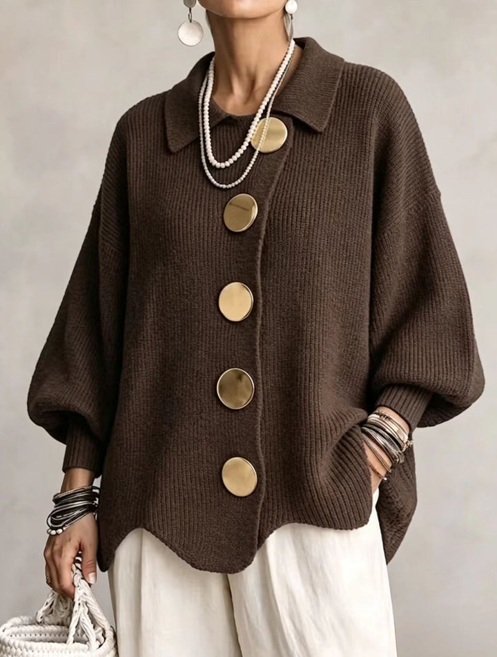 Isadora Oversize-Cardigan mit goldfarbenen Knöpfen in Mokka