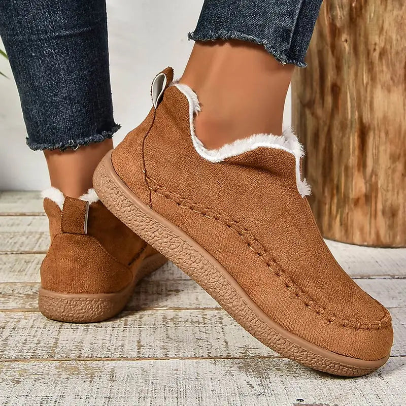 Ellis™ Schlupfstiefeletten in Braun
