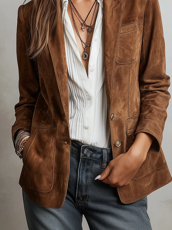 Marcelle™ Blazer in Braun – Detail Vorderteil