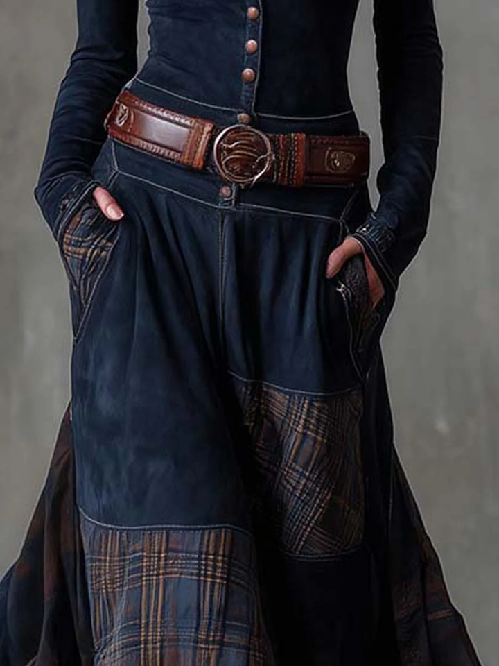 Detailaufnahme der Taillennaht und der seitlichen Eingrifftaschen am Annalise Maxikleid