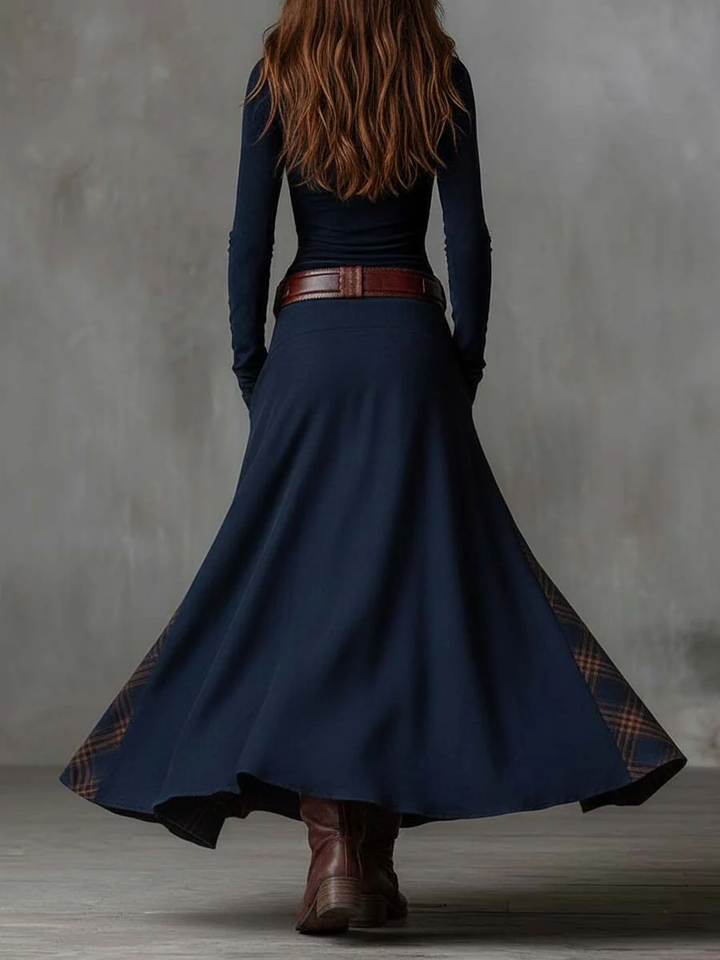 Annalise Maxikleid von hinten, Rückansicht des weit ausgestellten Rocks