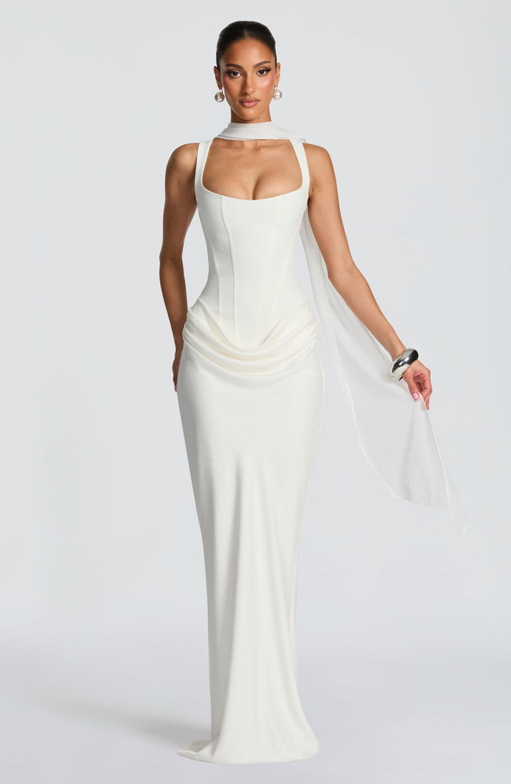 Éléonore Maxikleid in Weiß, Detail des Rocks